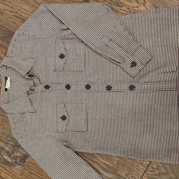 GAP Black and White Houndstooth Button Up - Picture 1 of 6